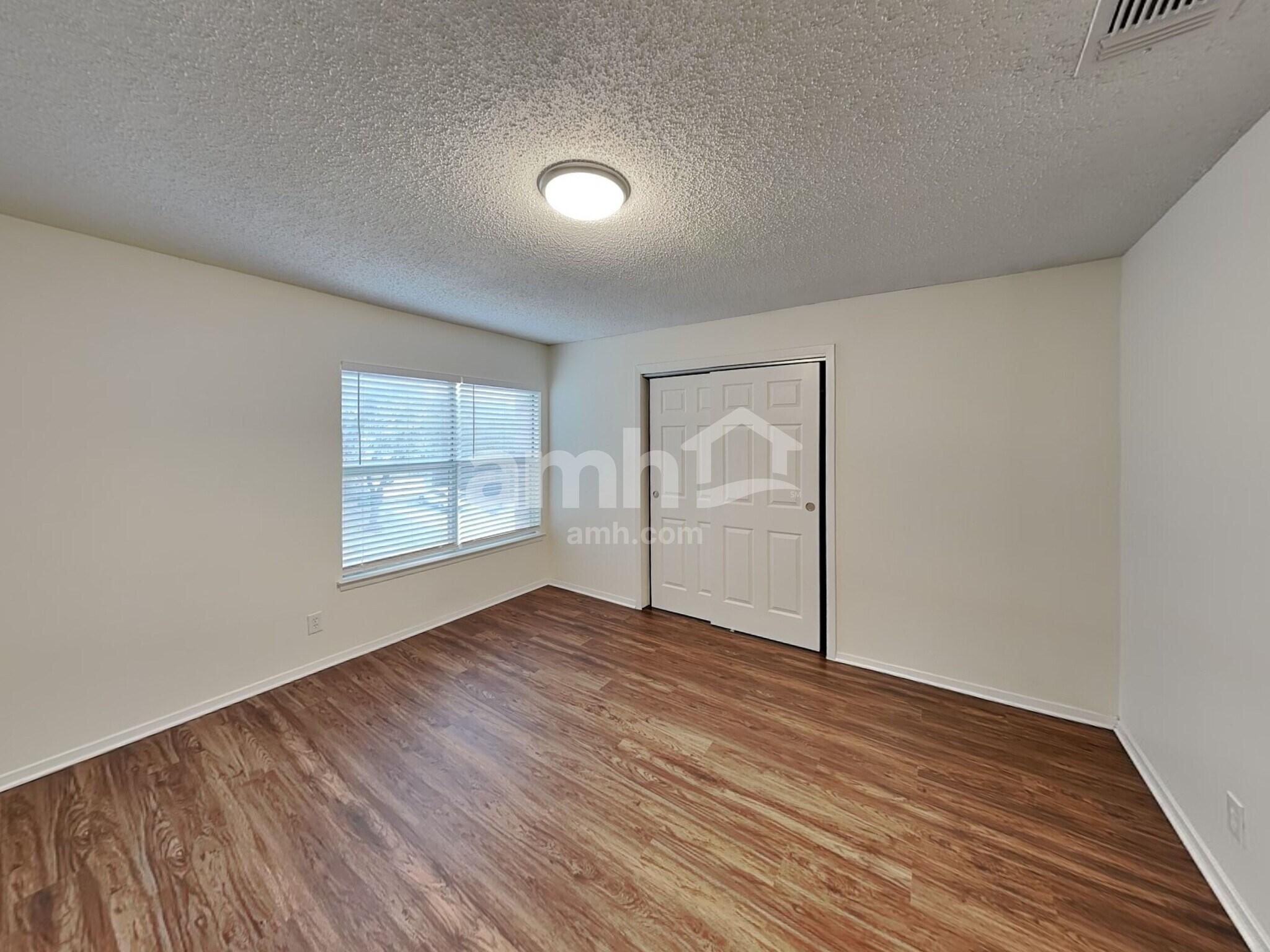 Building Photo - 2407 Canyon Rim