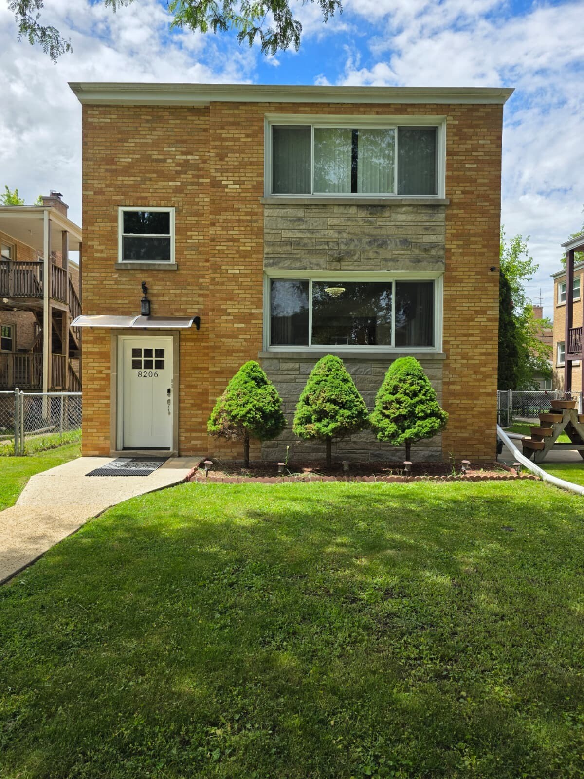 Building Photo - 8206 Kilpatrick Ave