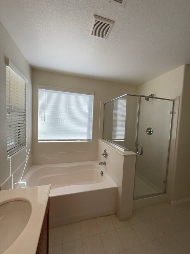 9383 Shawnee Mission Ave 9383 Shawnee Mission Ave Las Vegas NV 89178