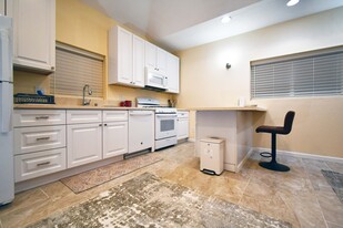 Building Photo - 6508 Moorcroft Ave