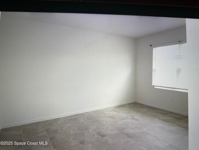 Building Photo - 739 Forest Trace Cir