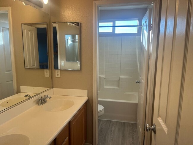 Building Photo - Welcome to our Spacious 4 Bedroom in Menifee