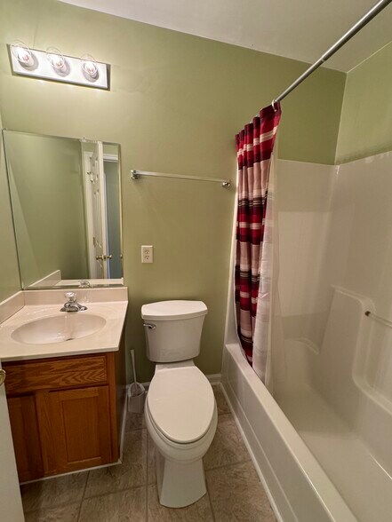 Building Photo - 51 Talia Dr