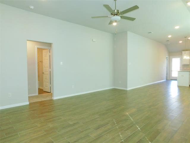Building Photo - 14017 Earlham St
