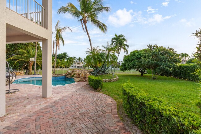 Building Photo - 11352 Regatta Ln