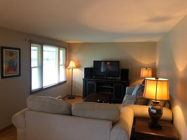 Building Photo - 216 Bering Ave