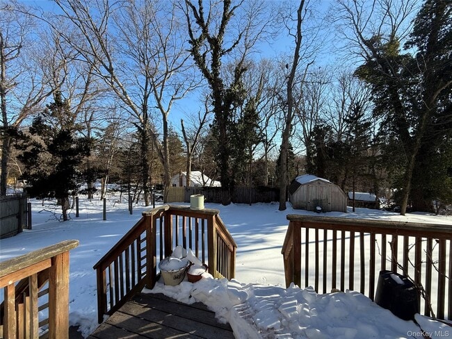 Building Photo - 6 Bayberry Ln