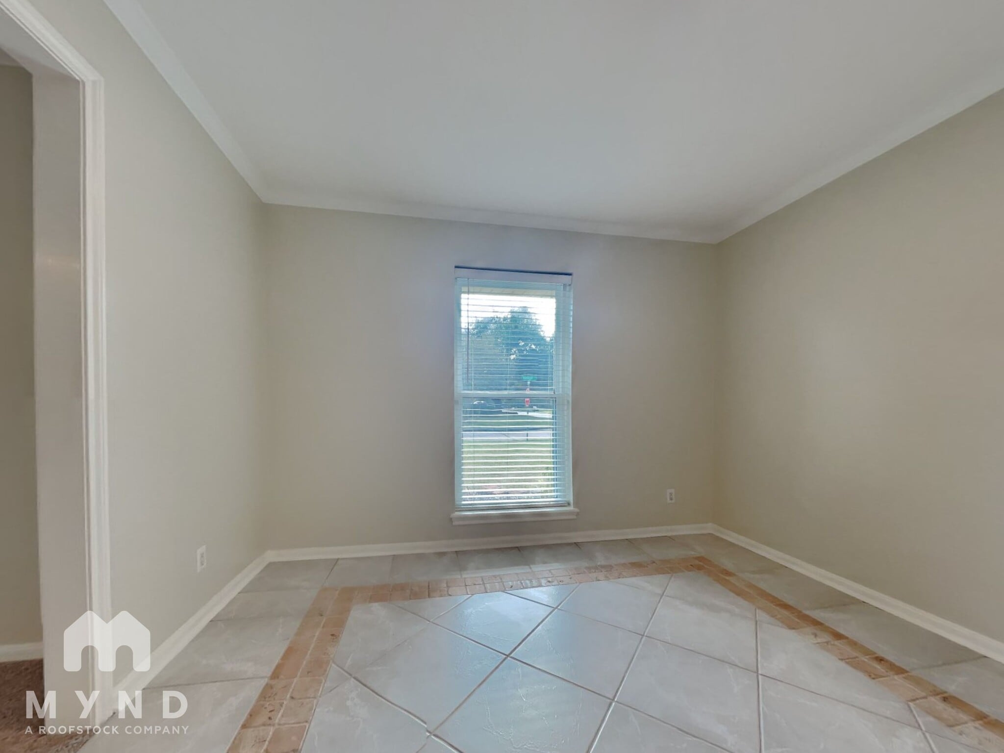 Building Photo - 4003 Highknoll Ln