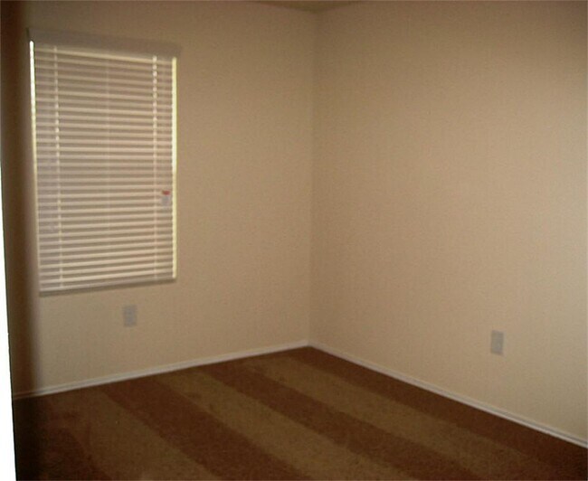 Building Photo - 21303 Beacon Springs Lane