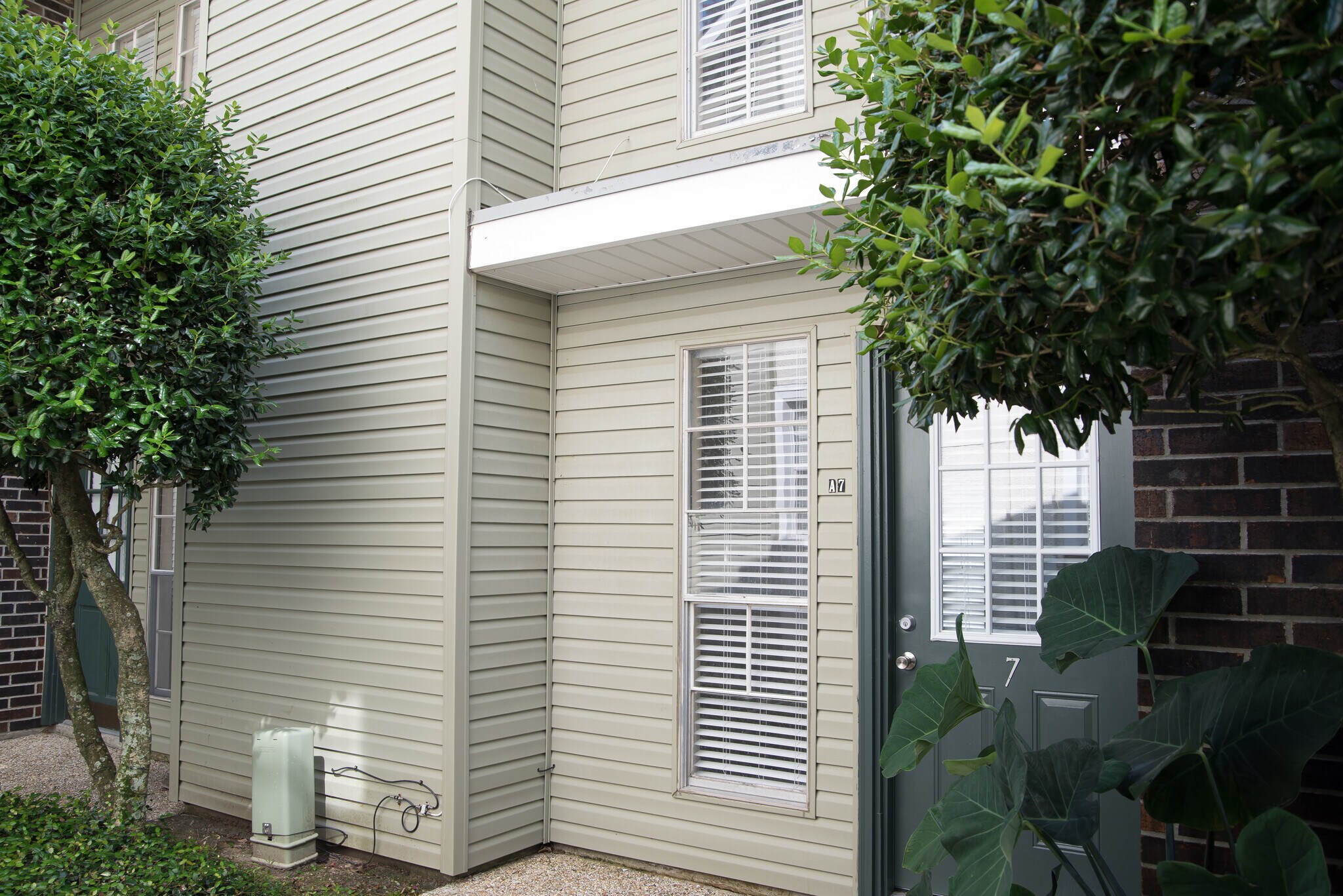 Building Photo - 2236 Perkins Rd