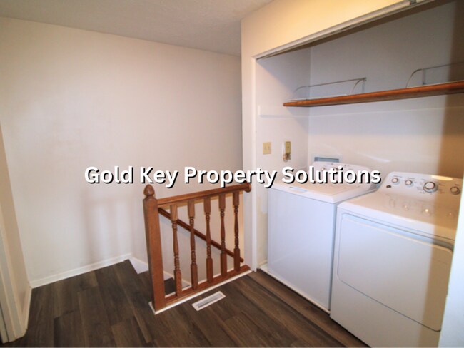 Building Photo - 700 High St