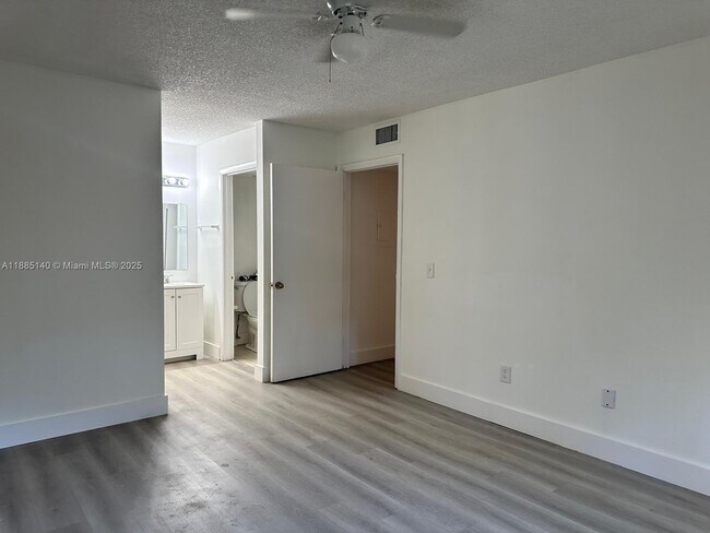 Building Photo - 4201 W McNab Rd