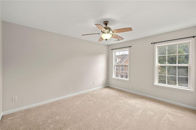 Building Photo - 10870 Brunson Dr