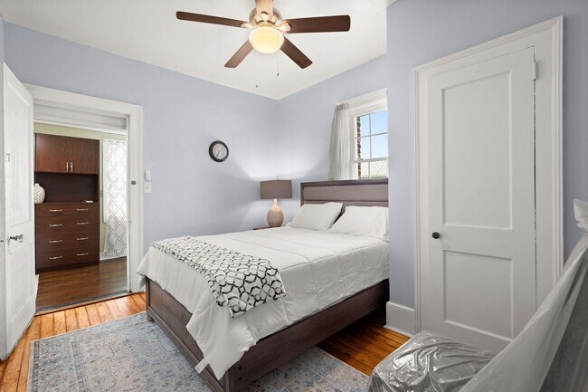 Building Photo - 335 Ashley Ave