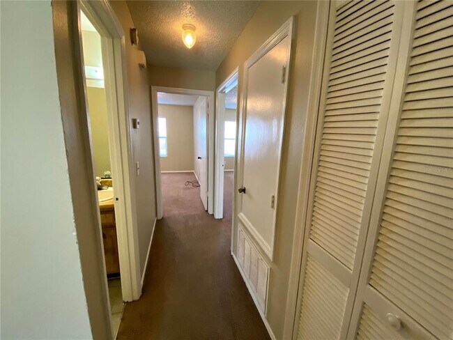 Building Photo - 4148 Pershing Pointe Pl