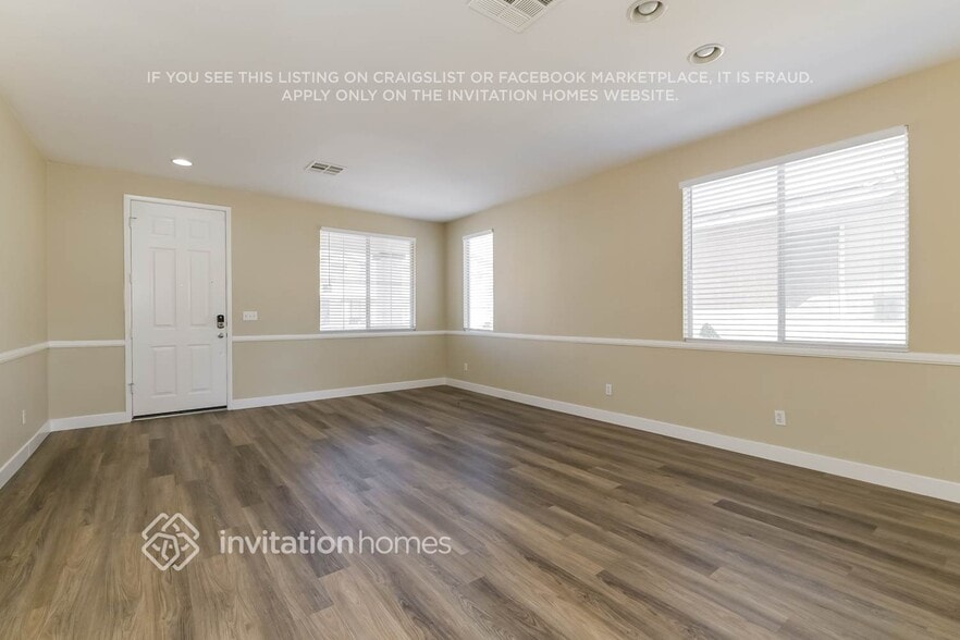 Building Photo - 1864 Verde Mirada Dr