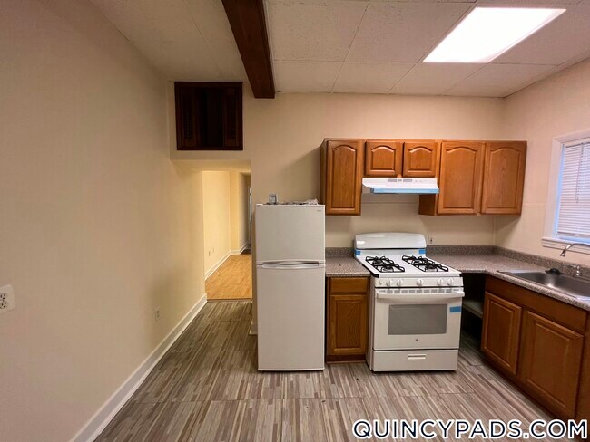 Building Photo - 185 Thomas E. Burgin Pkwy