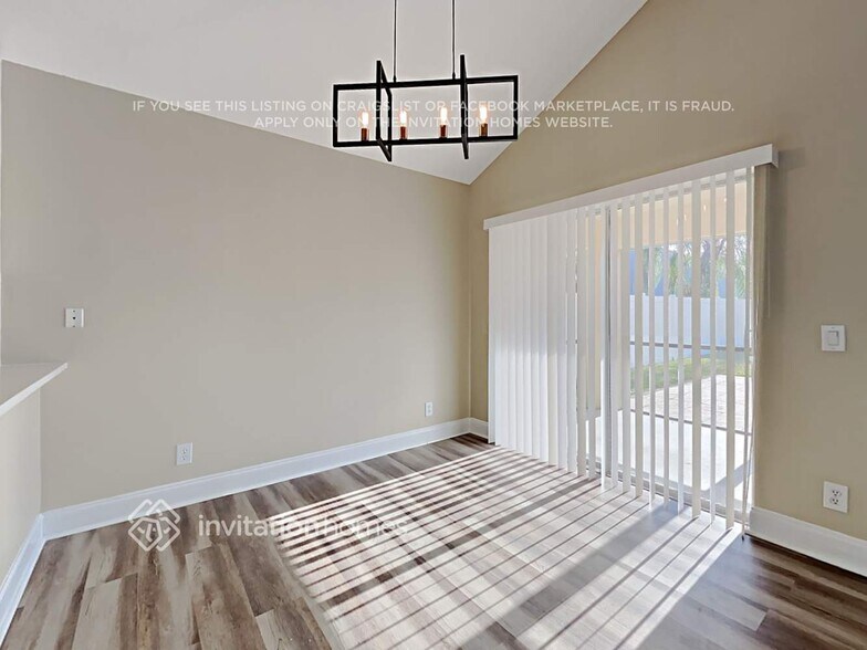 Building Photo - 3901 Judson Dr