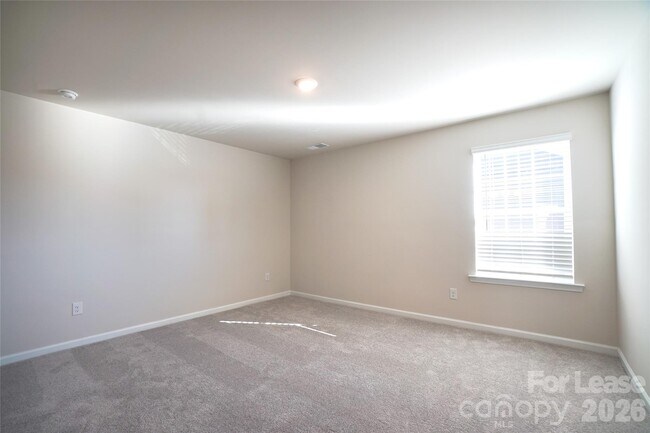 Building Photo - 1403 Caracara Ct