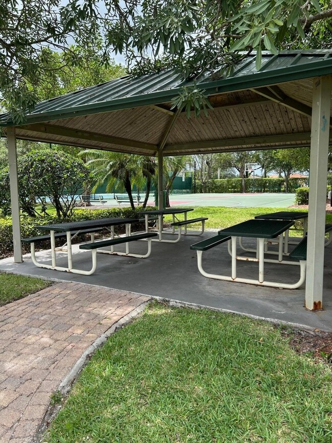 Building Photo - 759 Gazetta Way