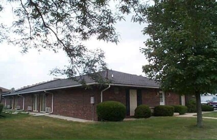 Primary Photo - 2514 E Washington St