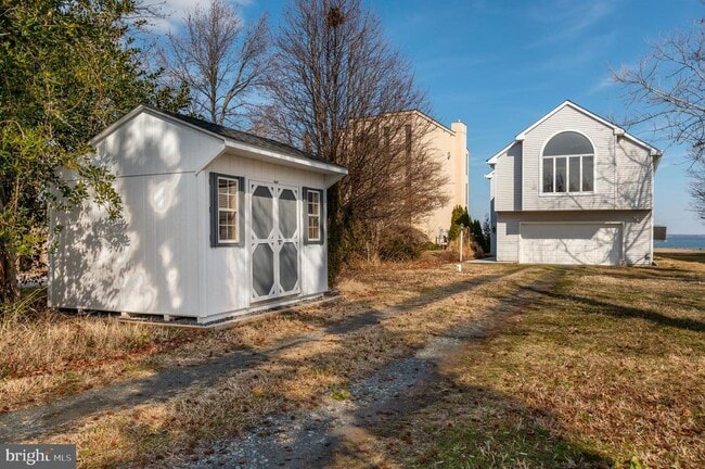 Building Photo - 3563 Narragansett Ave