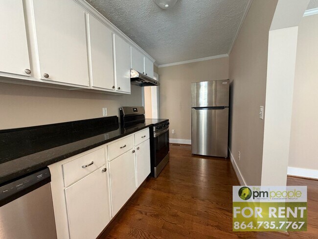 Building Photo - 209 Bivens St