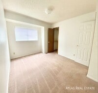 Building Photo - 2359 Split Rock Dr