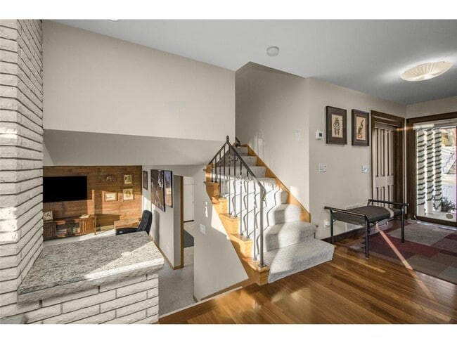 Building Photo - 139 Otis Avenue