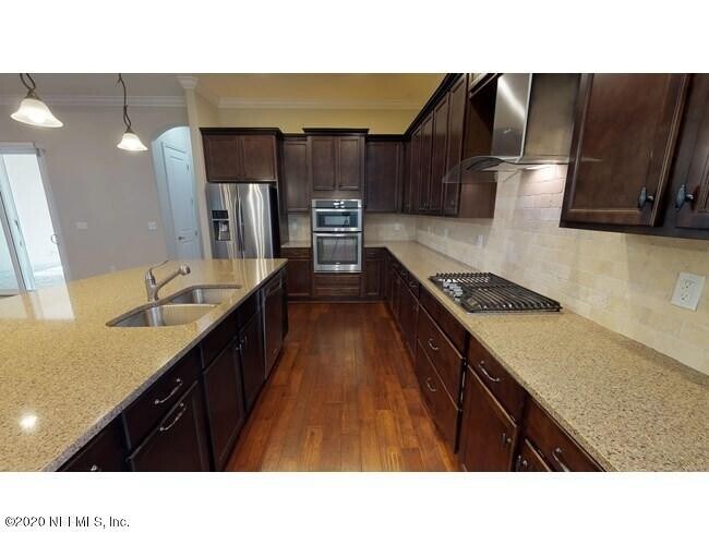 Building Photo - 323 Tate Ln