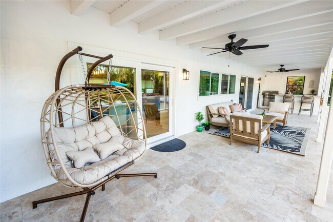 Building Photo - 3127 Sherwood Blvd