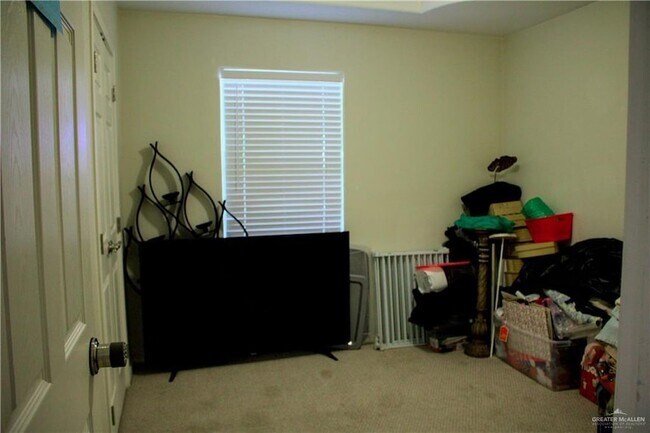 Building Photo - 2903 Sabrina Dr