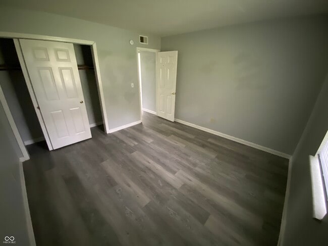 Building Photo - 1329 Millerwood Ct