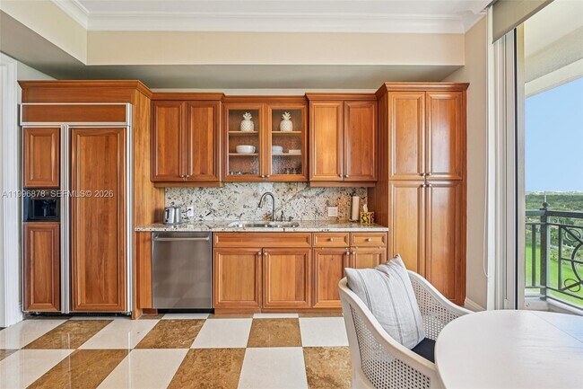 Building Photo - 626 Coral Wy