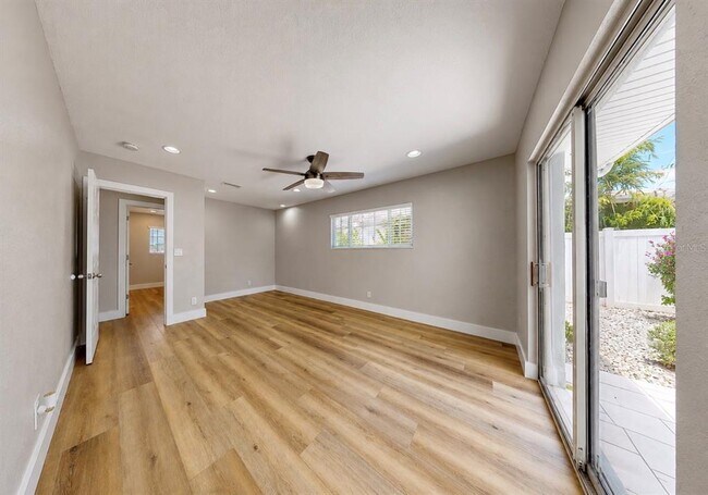 Building Photo - 6513 Abaco Dr