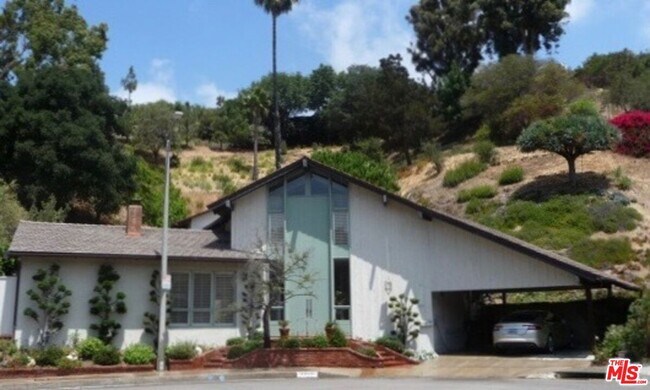 Primary Photo - 11805 Bel Terrace
