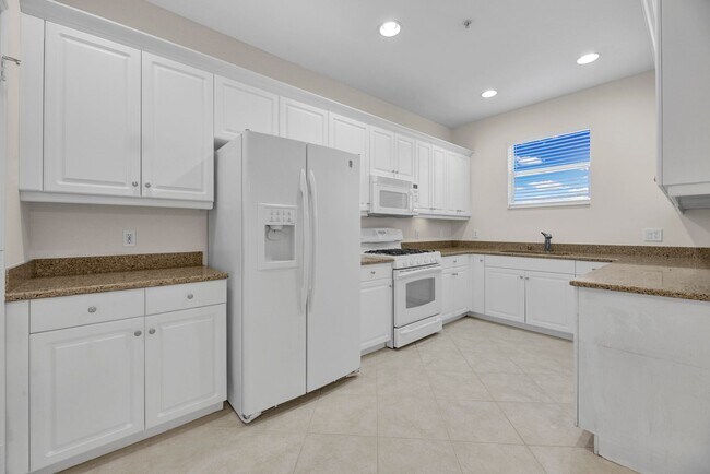 Building Photo - 3171 Cottonwood Bend