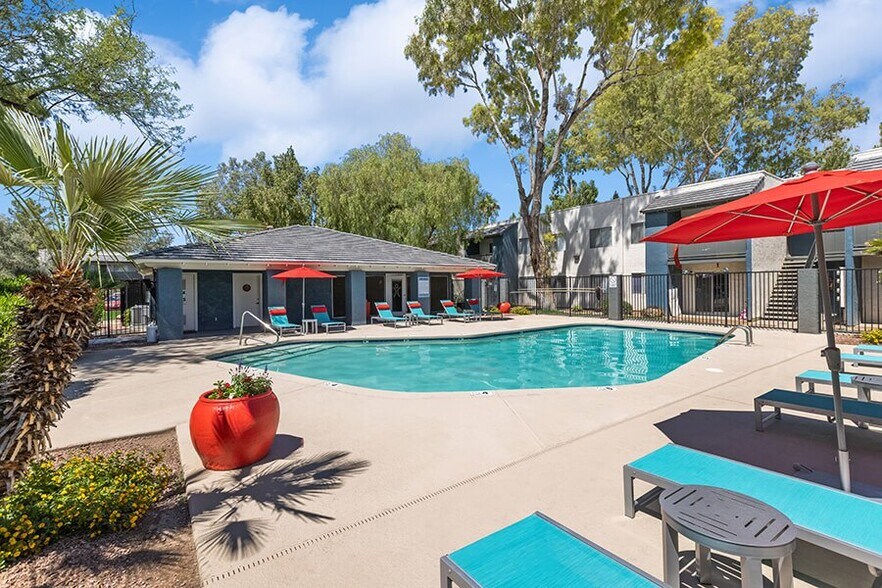 Building Photo - Solano Springs