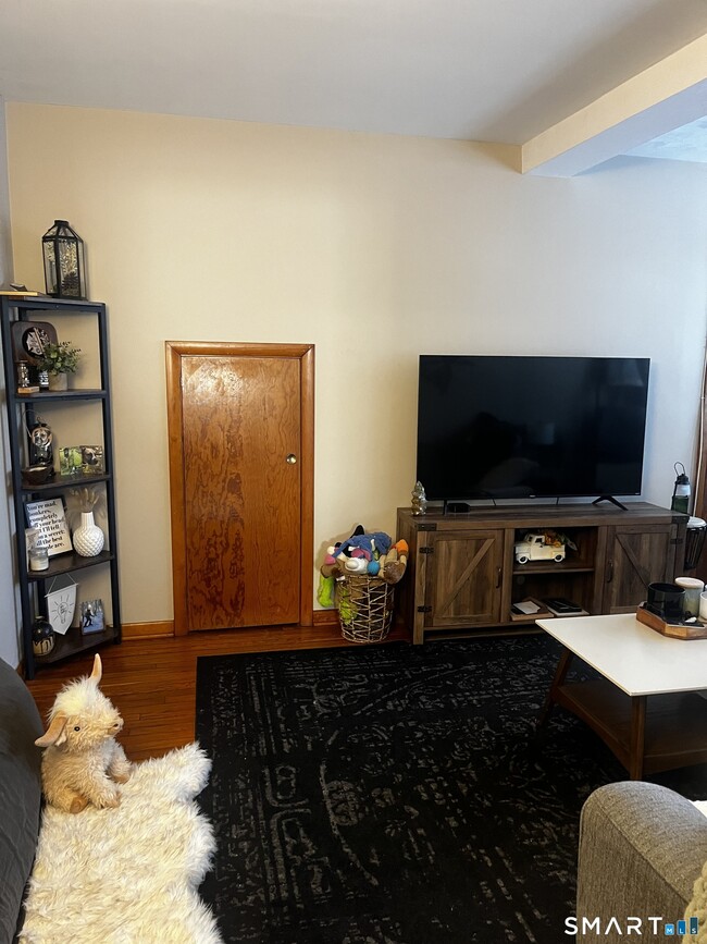 Building Photo - 43 Prescott St