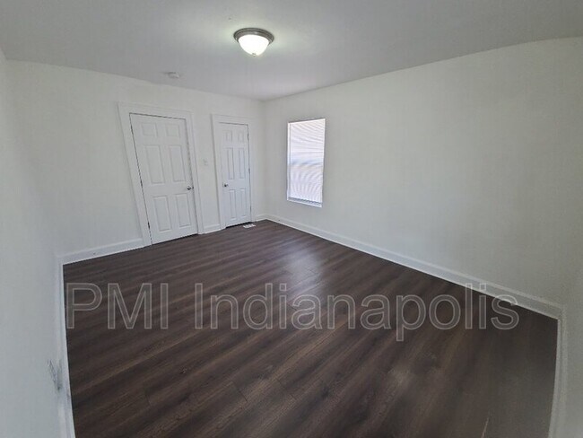 Building Photo - 3236 Winthrop Ave
