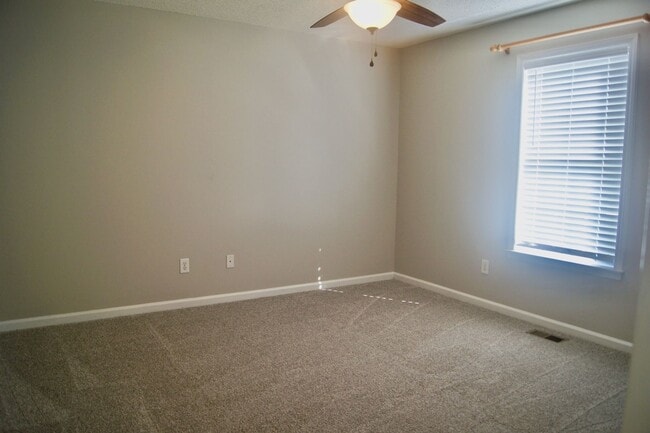 Building Photo - 301 Stargate Rd