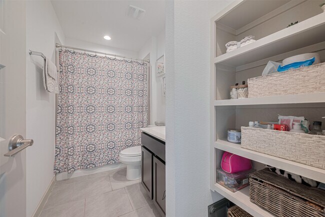 Building Photo - 28910 Yachting Pt Ct