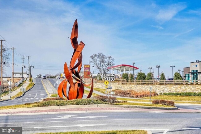 Building Photo - 5831 Pecking Stone St