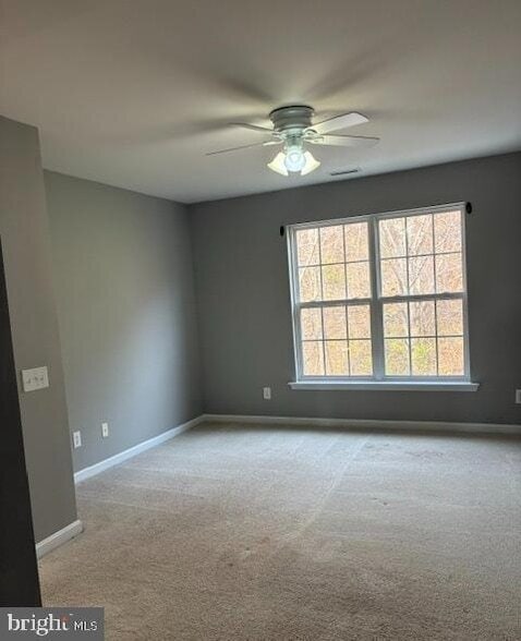 Building Photo - 684 Churchill Rd