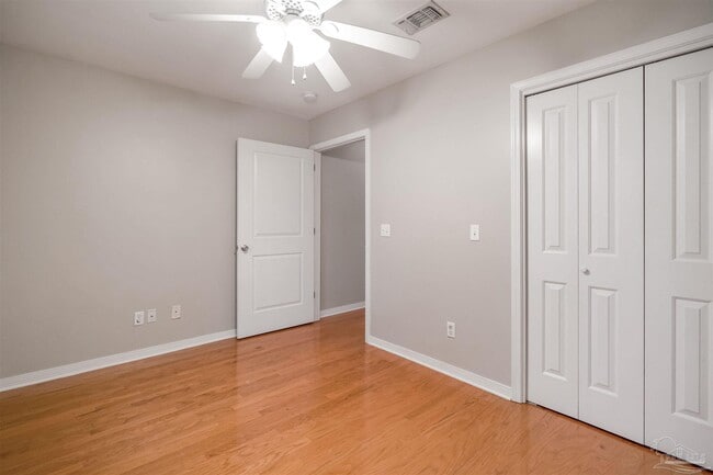 Building Photo - 9150 Stillbridge Ln