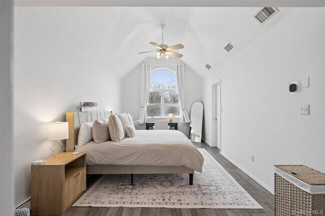 Building Photo - 97 Grant Dr