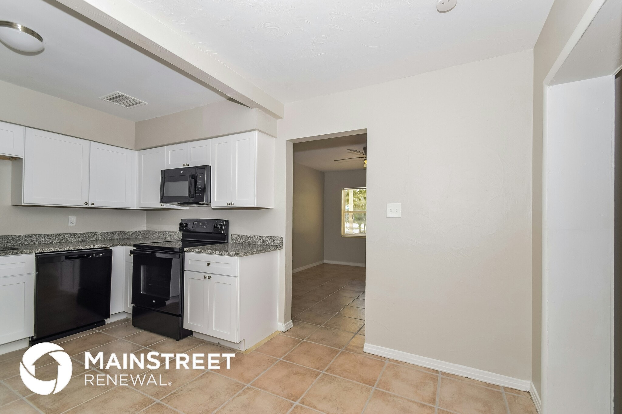 Building Photo - 4542 Tarpon Dr