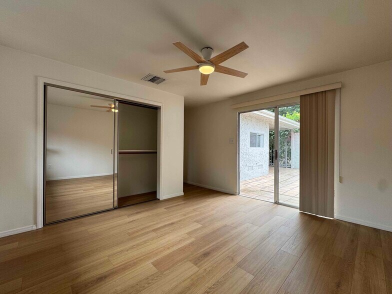 Bedroom 1(different angle) - 5033 Campo Rd