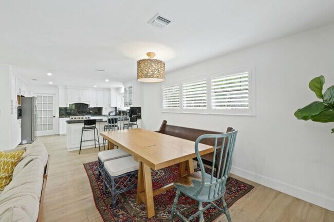 Building Photo - 486 NW 1st St