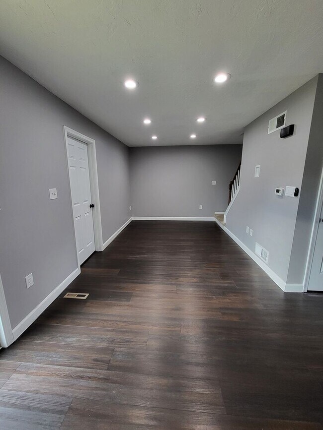 Building Photo - 3 Bedroom Townhome in Lititz